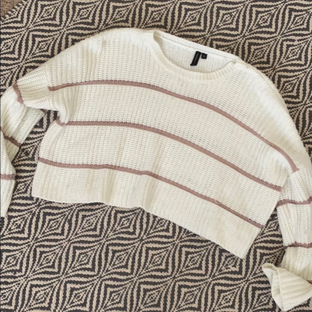 Cropped sweater
